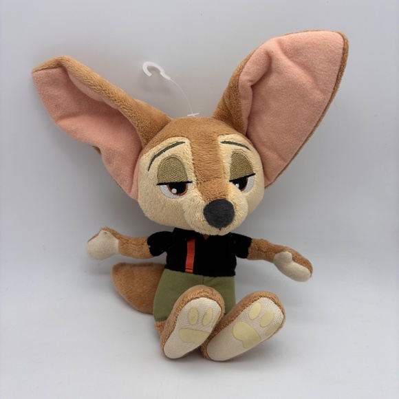 Disney Zootopia Zootropolis Finnick Character 8" Plush Stuffed Animal - Picture 2 of 10